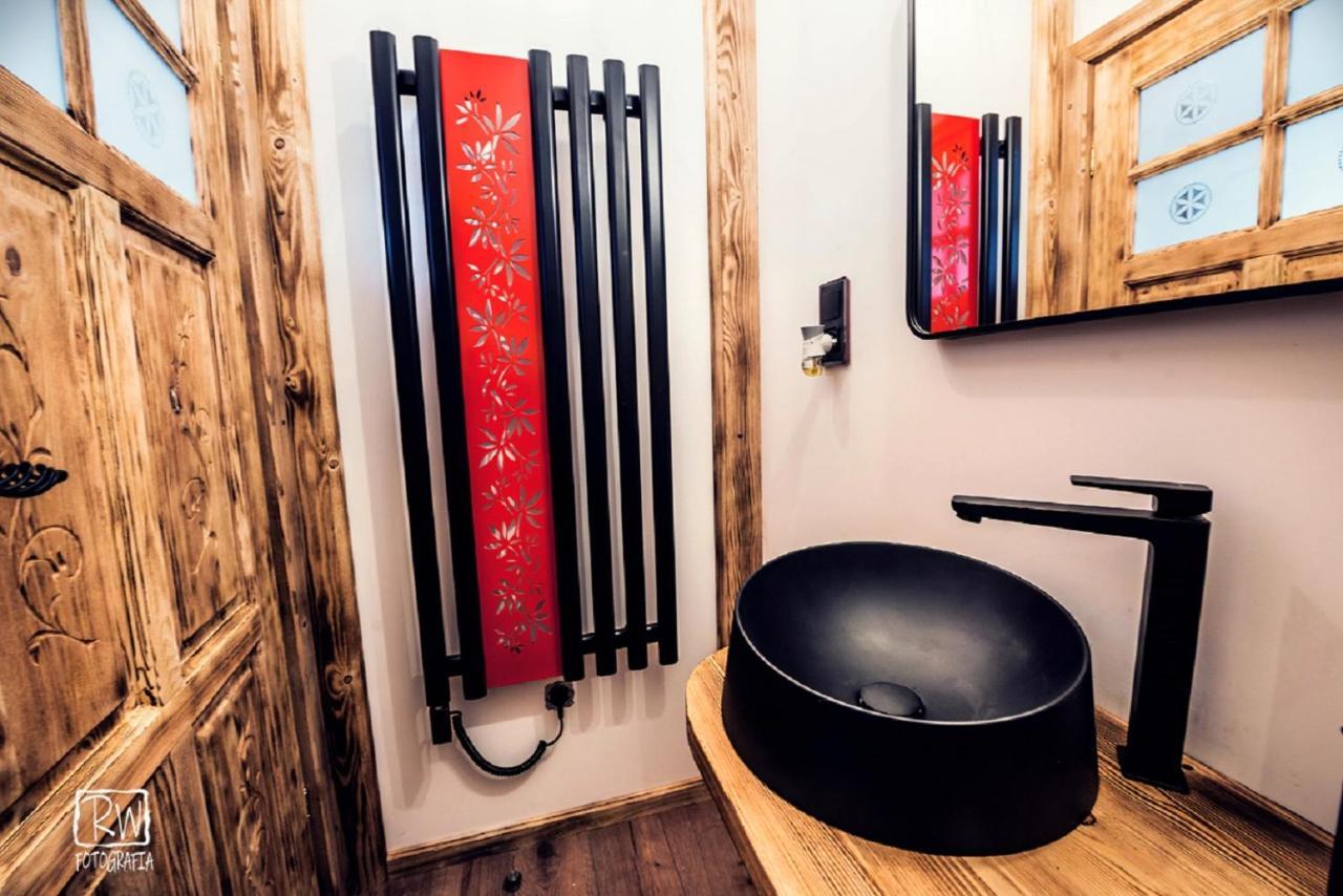 צ'אפלארי Laura Resort - Luxury Chalets Z Jacuzzi מראה חיצוני תמונה